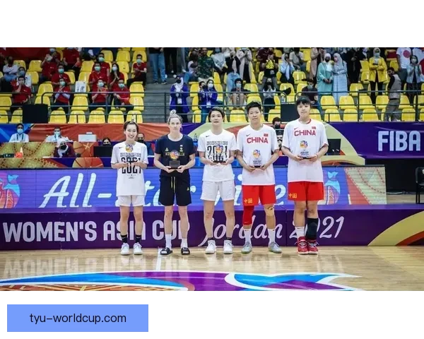 中国女篮大胜捷克 6人表现出色